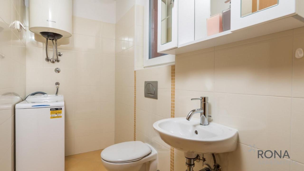 Rona apartment Denis Umag Eksteriør billede