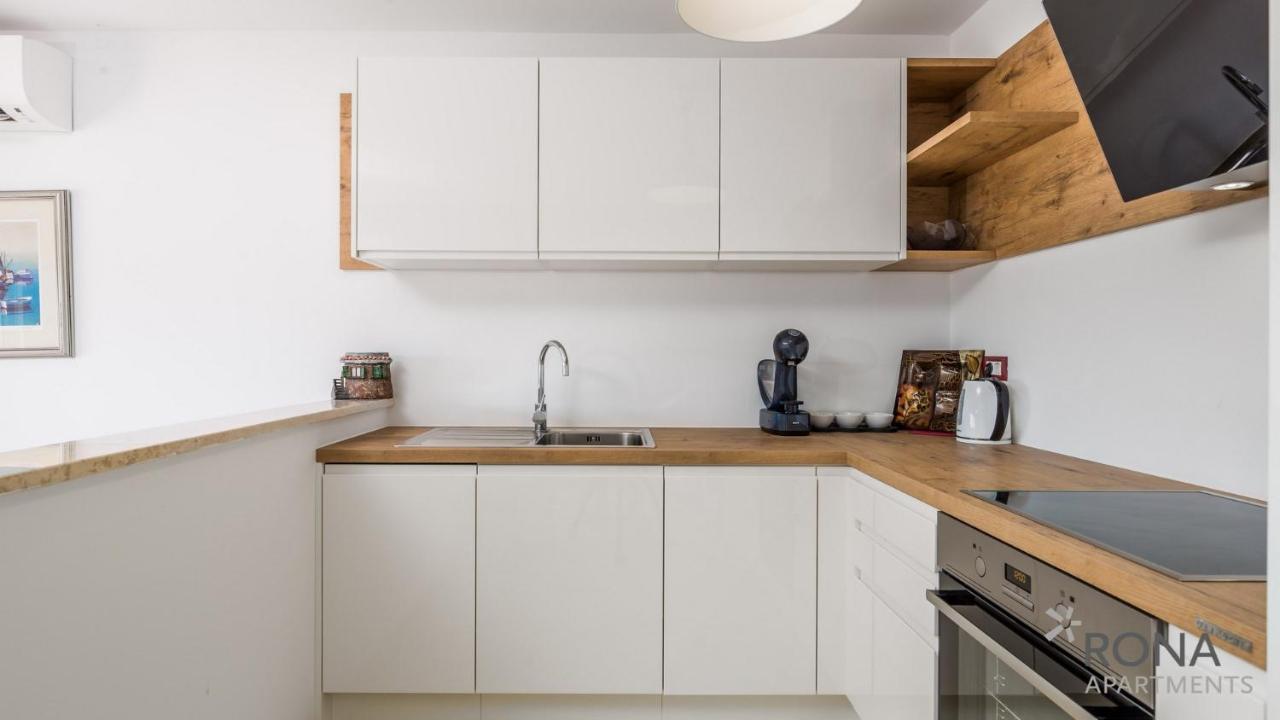 Rona apartment Denis Umag Eksteriør billede